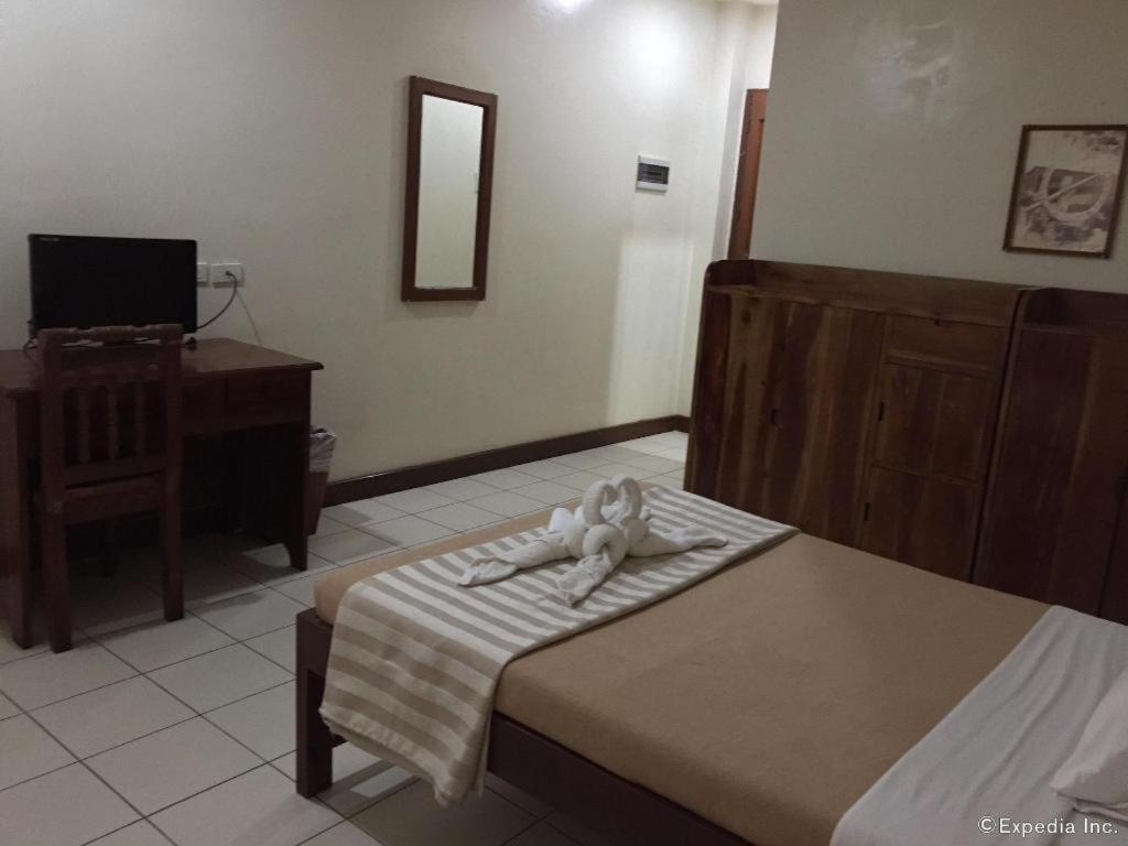 El Haciendero Private Hotel Iloilo City Buitenkant foto